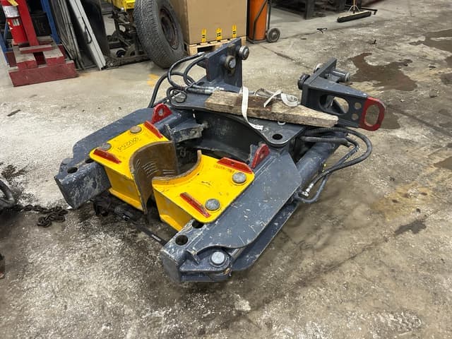 Hydraulic Pipe Guide / Sledge for FDP Rod
s/n B650965 - Drill Axis 900-1100mm (BG 23H -
BG 36H)